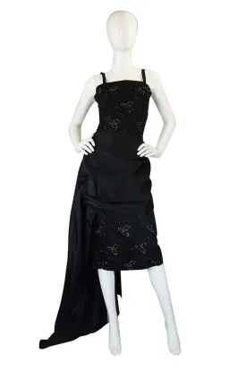 1950s Lace Wiggle Pin Up Dress w Train