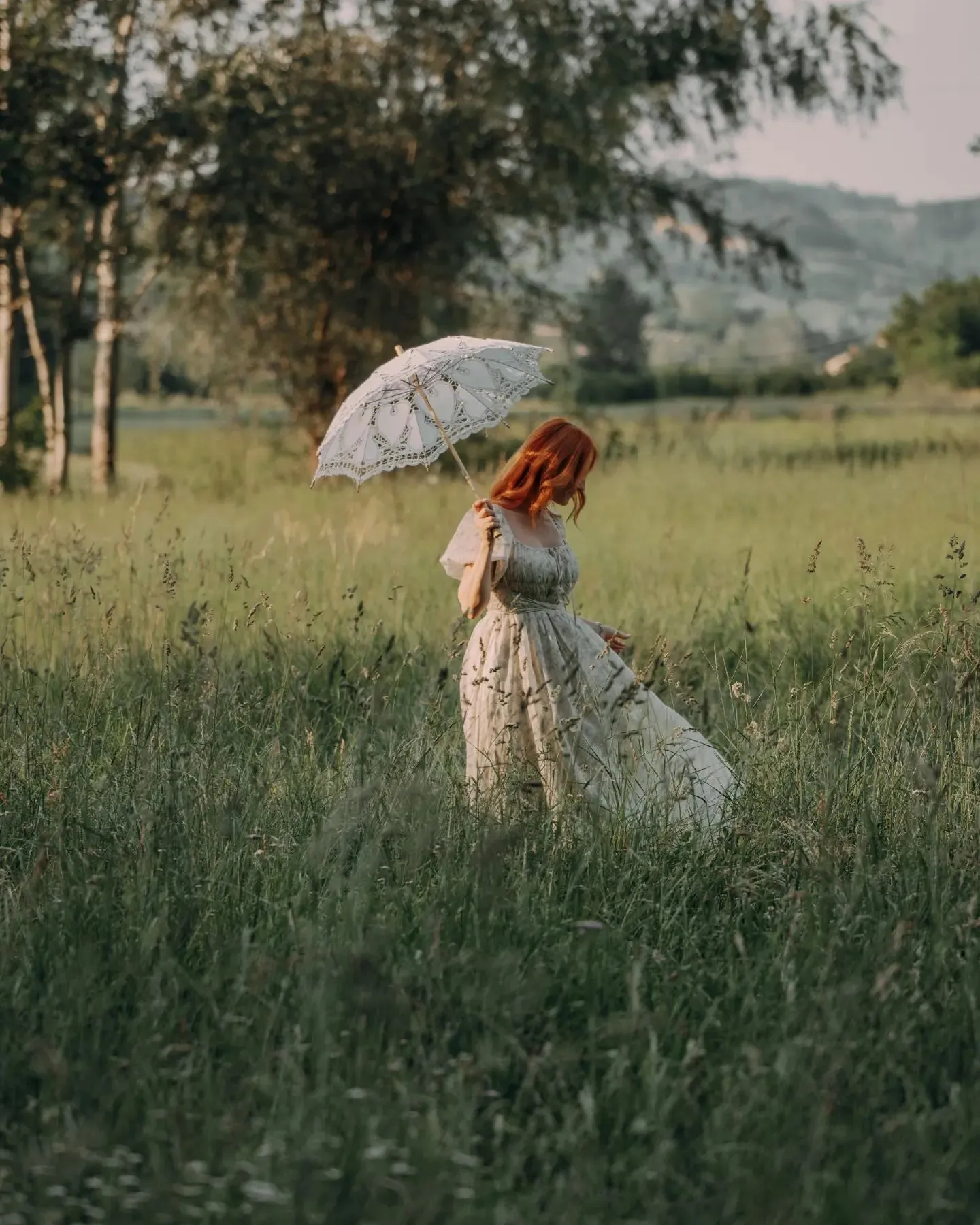 Alice 19 | Floral linen dress