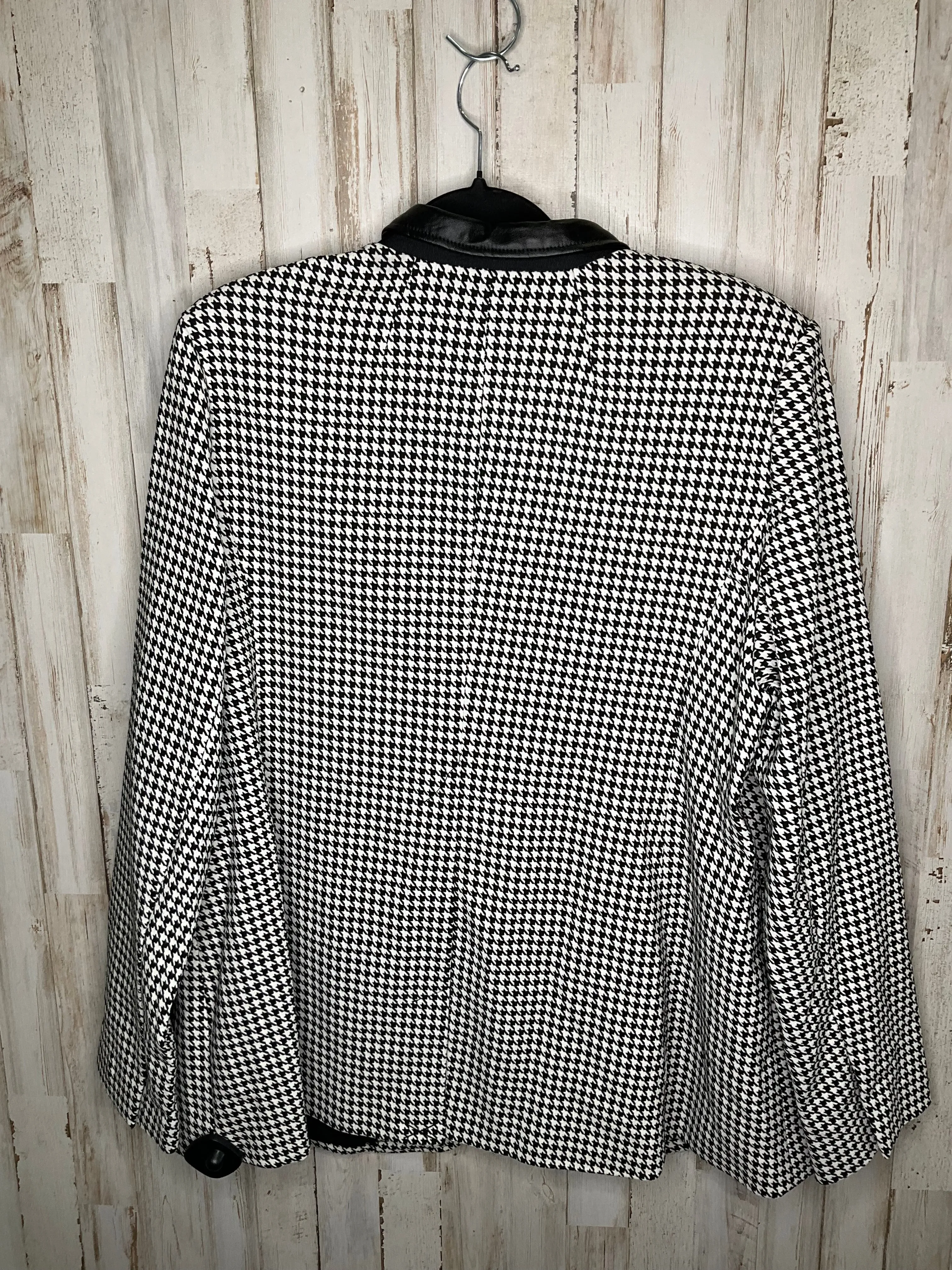 Black & White Blazer Lane Bryant, Size 2x