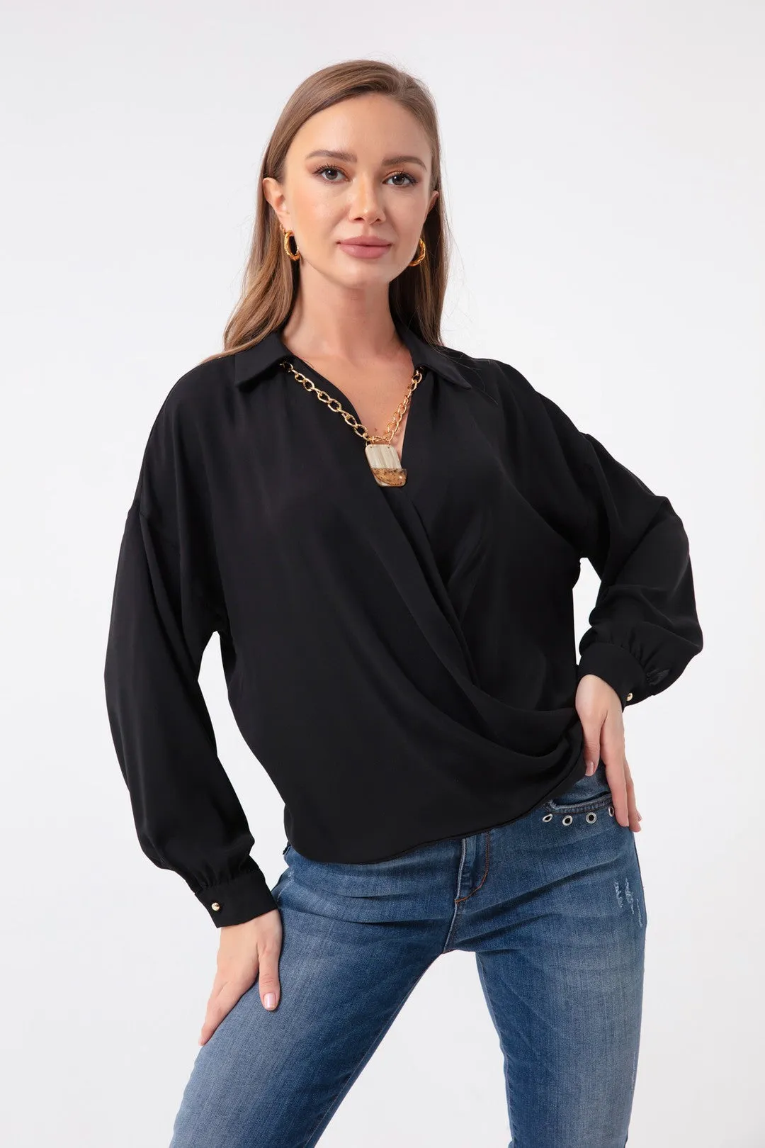 Blouse With Gold Necklace With Female Cruiser Collar