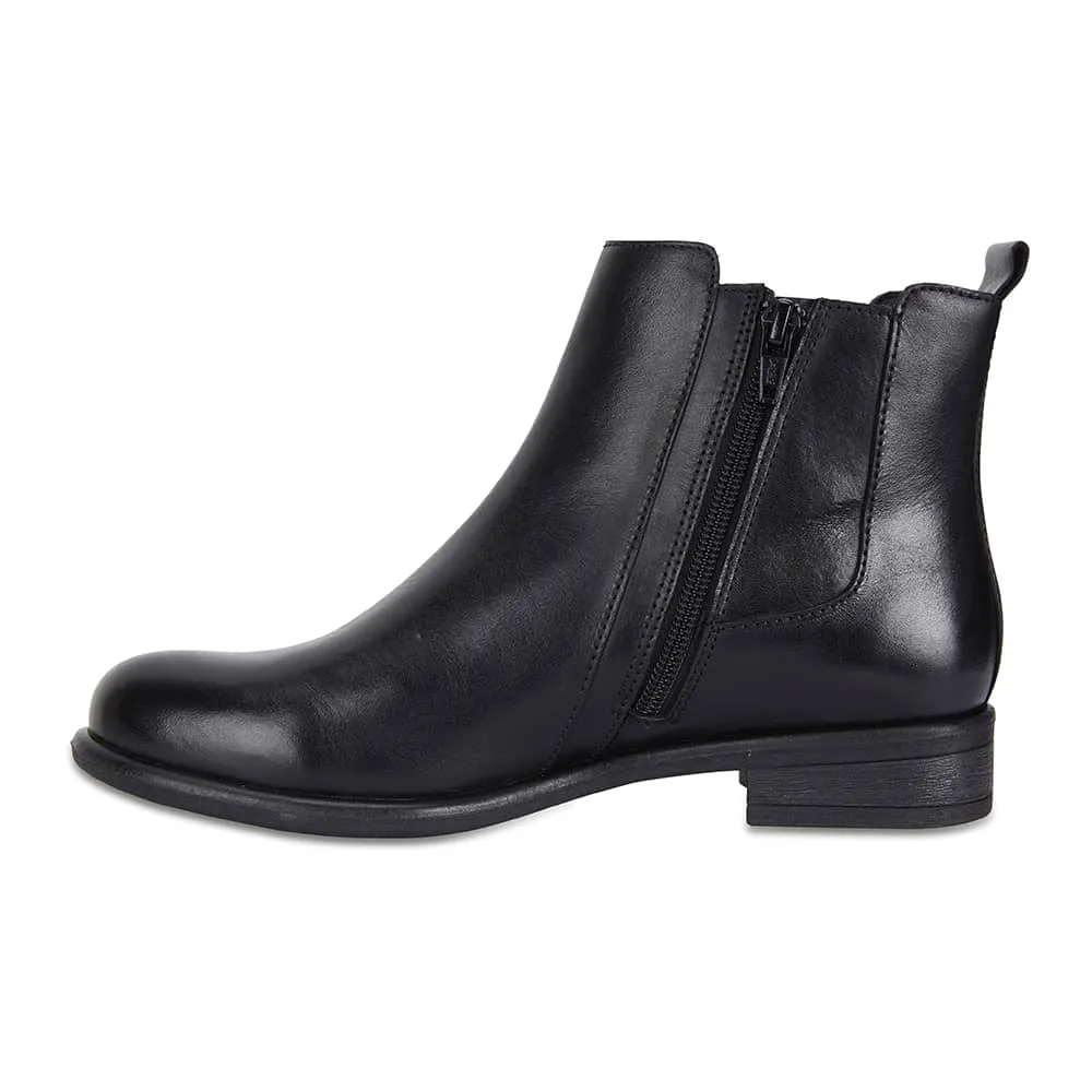 Bogart Boot in Black Leather