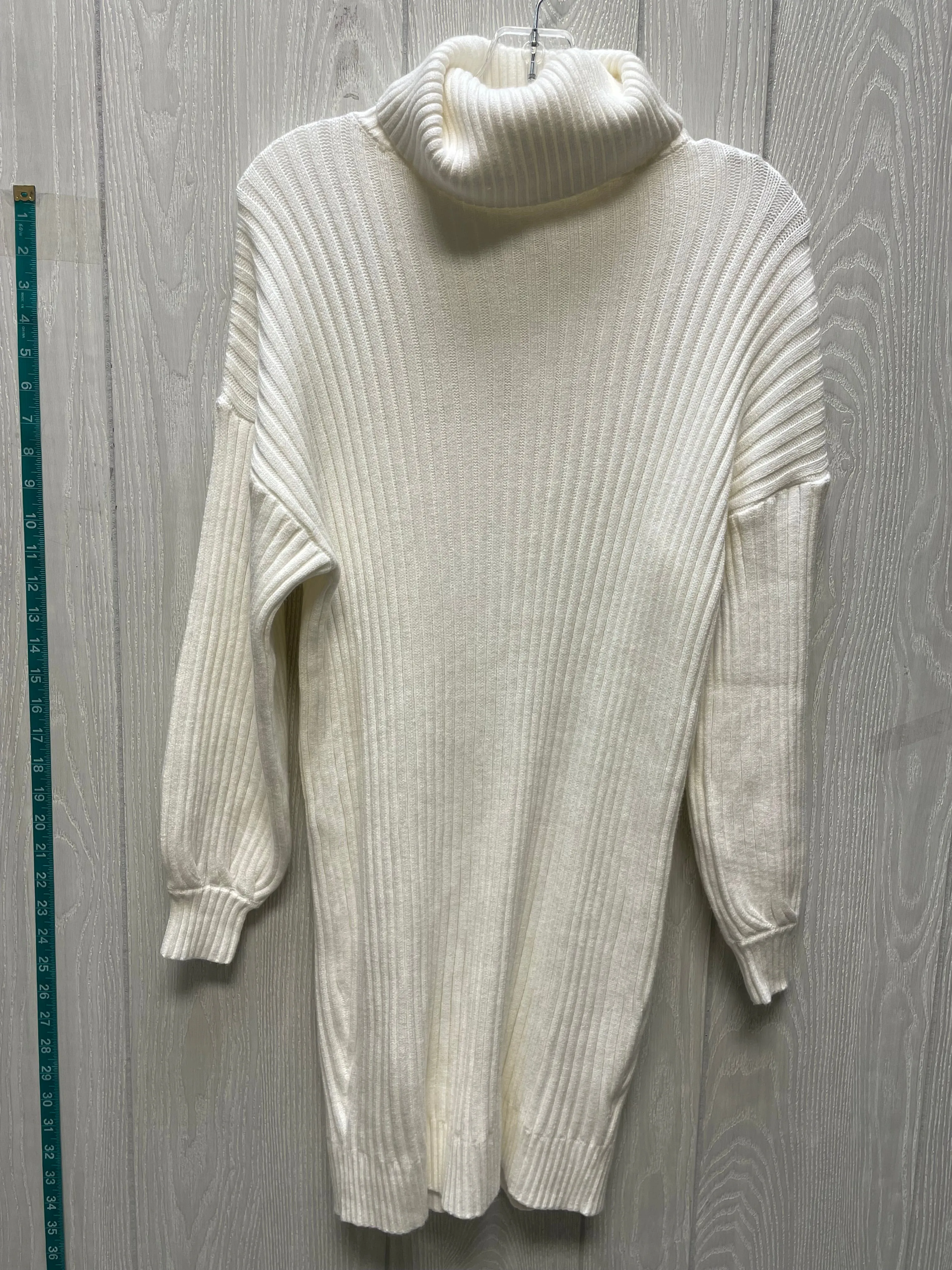 Dress Sweater By Cme In Cream, Size: Xs