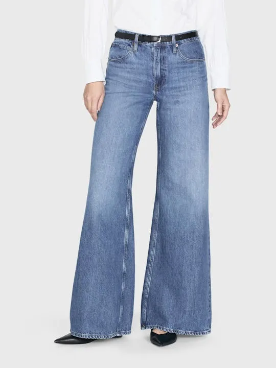 Frame Easy Wide Flare Jean in Lucite