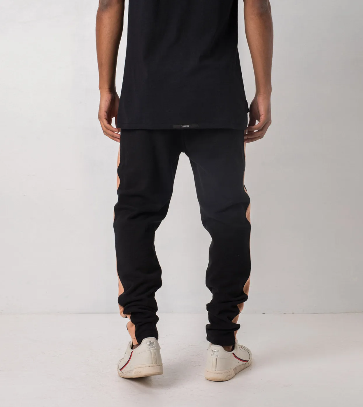 Jumpshot Trackpant Black/Biscuit